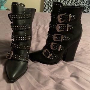 NWOT black strappy spike ankle boots